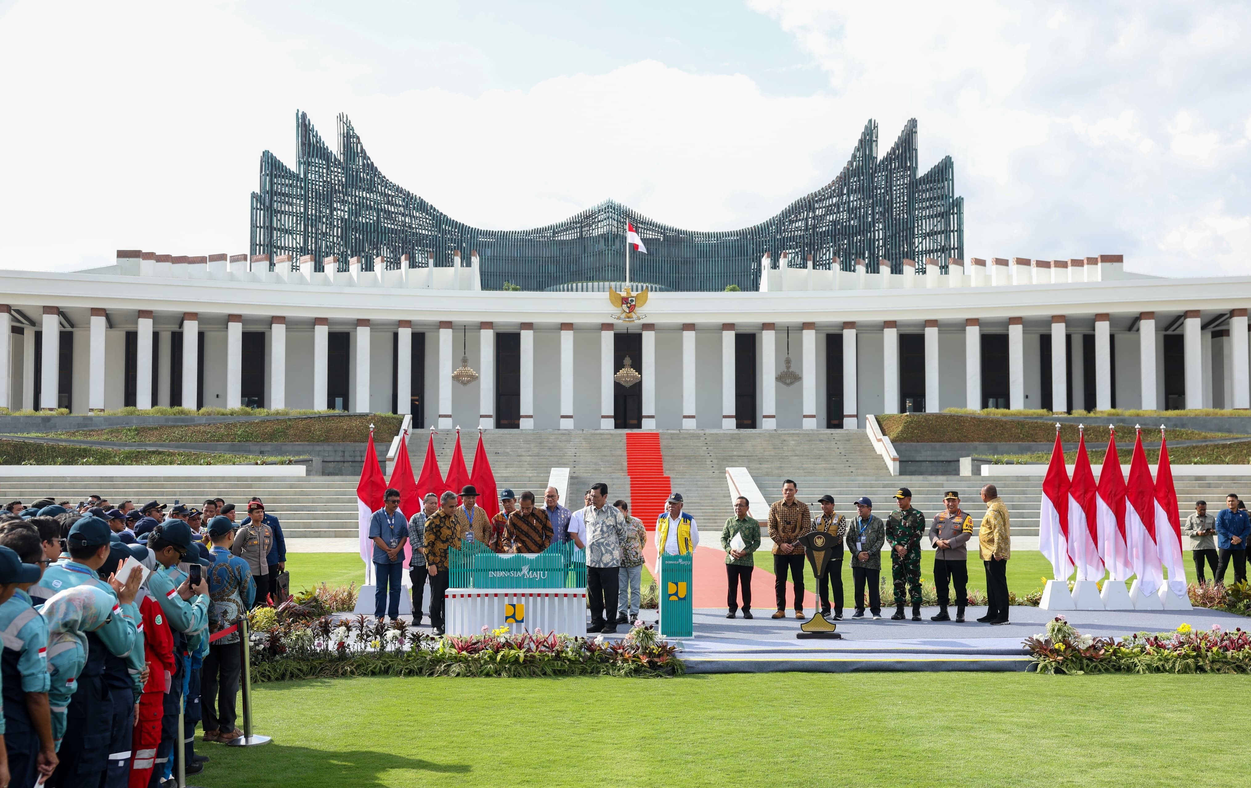 Presiden Jokowi Resmikan Istana Negara di IKN 