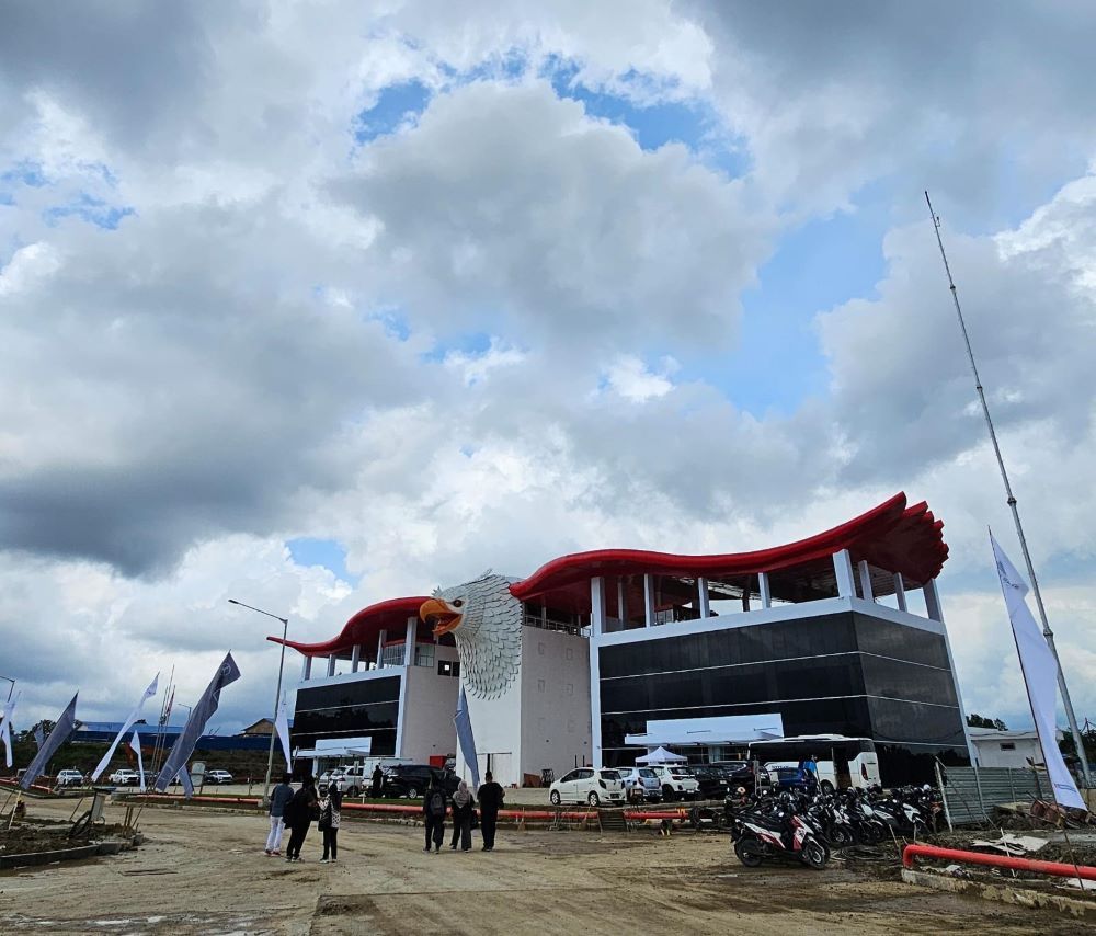 Fasilitas yang dibangun Star Wagen Indonesia, diler Mercedes-Benz di kawasan Karang Joang, Balikpapan Utara.