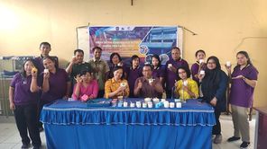 Bermitra dengan SMK Kimia Industri Surakarta, UPITRA Bantu Wujudkan Unit Produksi