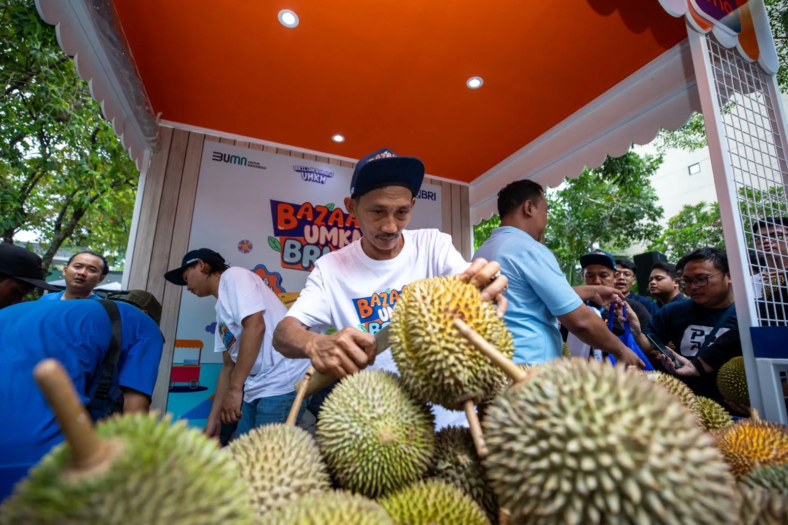 BRI Tegaskan Dukungan untuk Pelaku UMKM dan Petani Durian Pekalongan