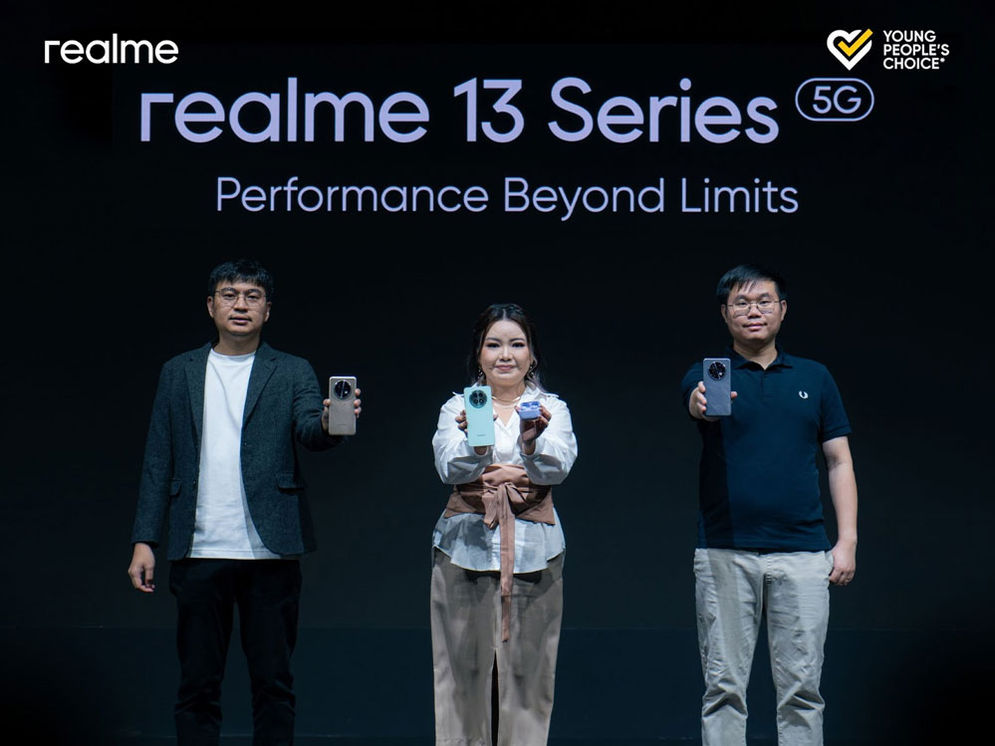 realme13.jpg