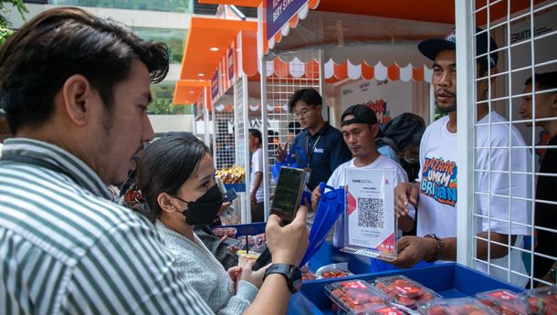 BRI Bikin Bisnis Stroberi Kian ‘Manis’ 