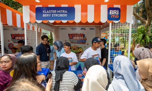 Mengecap Manisnya Bisnis Stroberi dengan Pemberdayaan BRI