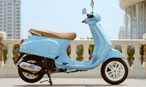6 - New Vespa LX - Blue Capri(1).png