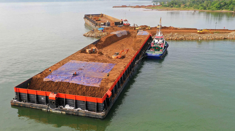 Nickel-Barge-3-scaled-aspect-ratio-2560-1313-scaled (1).jpg