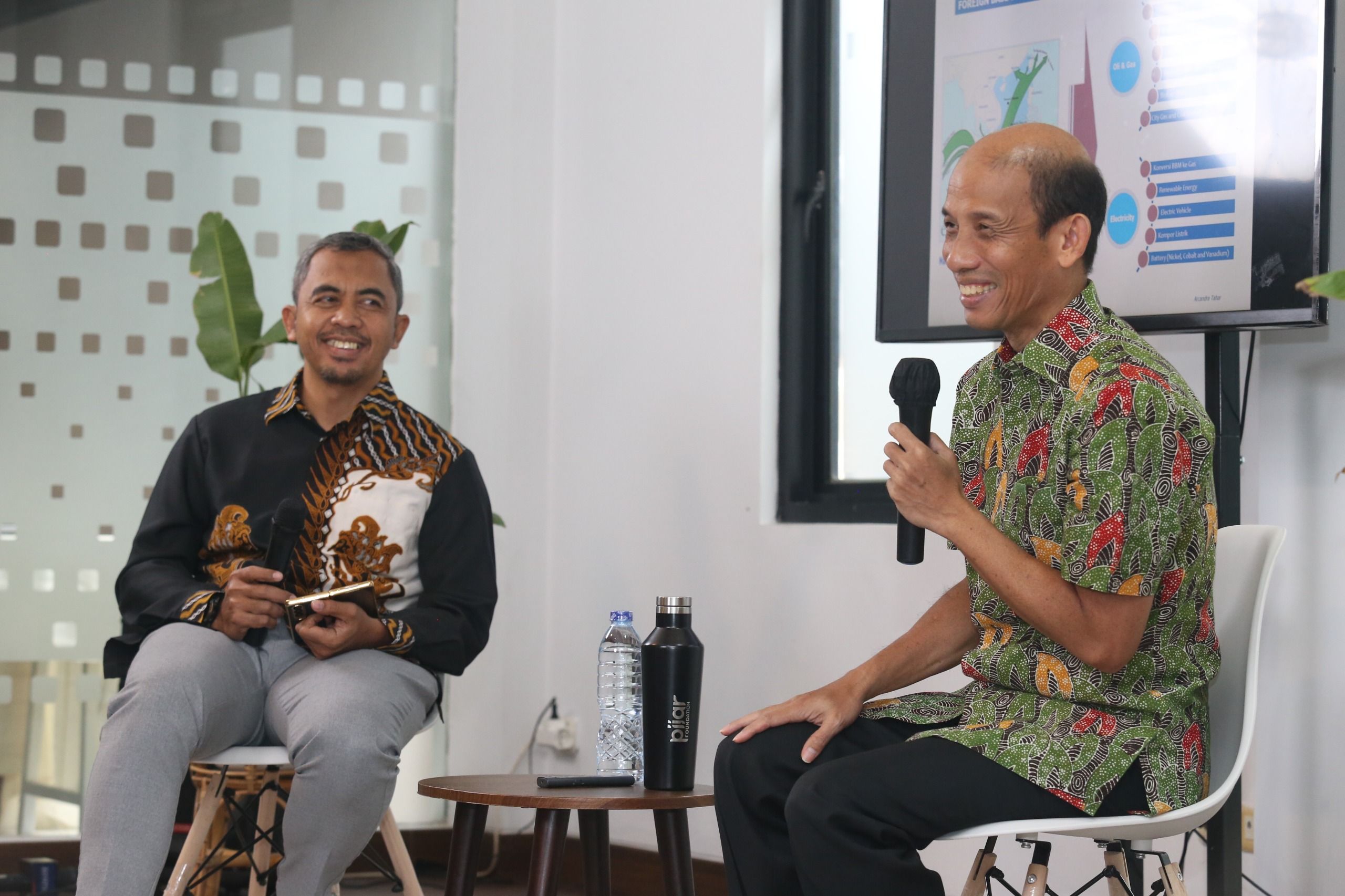 Arcandra Tahar di acara Qsight, “Outlook Energi 2025 dan Kemandirian Energi Indonesia” yang berlangsung di Q Space Jakarta, Rabu, 30 Oktober 2024.