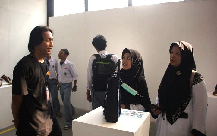 Menyambut Dies Natalis Dua Organisasi Mahasiswa, Politeknik ATK Gelar Pameran Produk