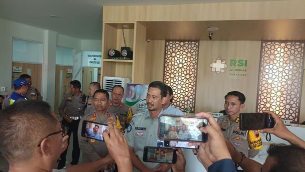 Jasa Raharja Respon Cepat Kecelakaan Mobil dan Truk Ekspedisi di Tol Pemalang-Batang