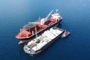 Aktifitas Bongkar Muat BJA - Panji 6.jpg