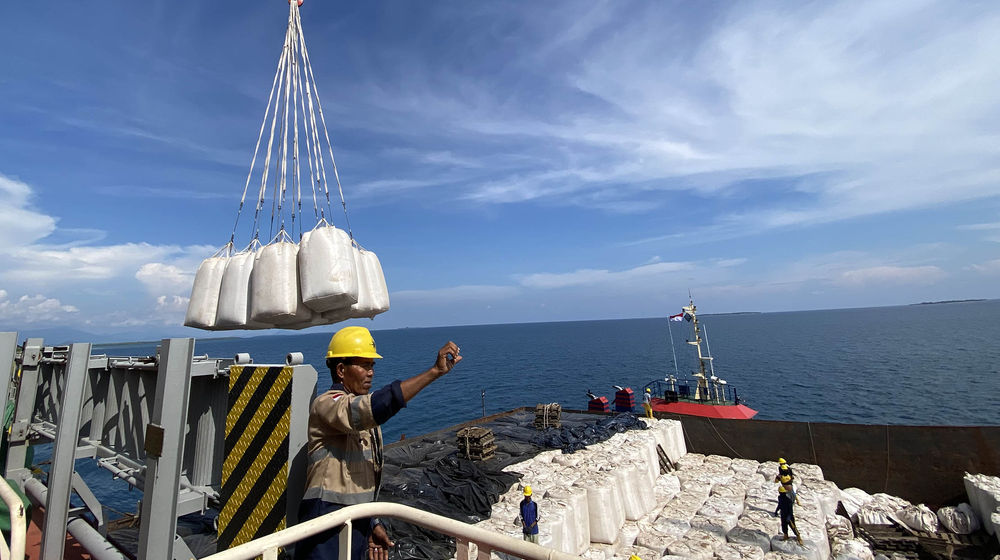 Aktifitas Bongkar Muat BJA - Panji 7.jpg