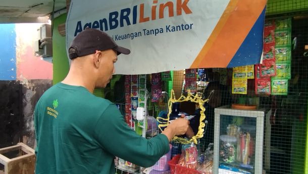 Jadi Agen BRILink,  Pendapatan  Pelaku UMKM  di DEsa Sidalongan, Meningkat 