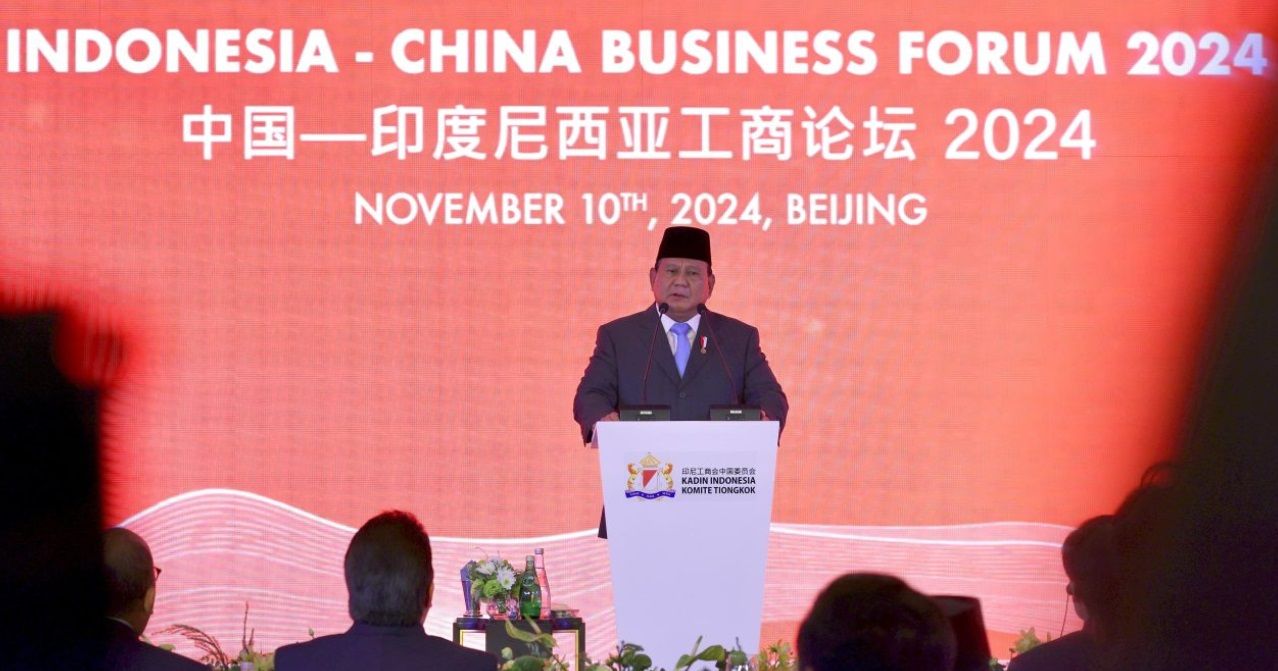 Presiden Prabowo Subianto menghadiri pertemuan bersama sejumlah pengusaha Republik Rakyat Tiongkok (RRT) dalam forum bisnis Indonesia-China di Hotel The Peninsula, Beijing, RRT pada Minggu, 10 November 2024. Foto: BPMI Setpres/Jessica