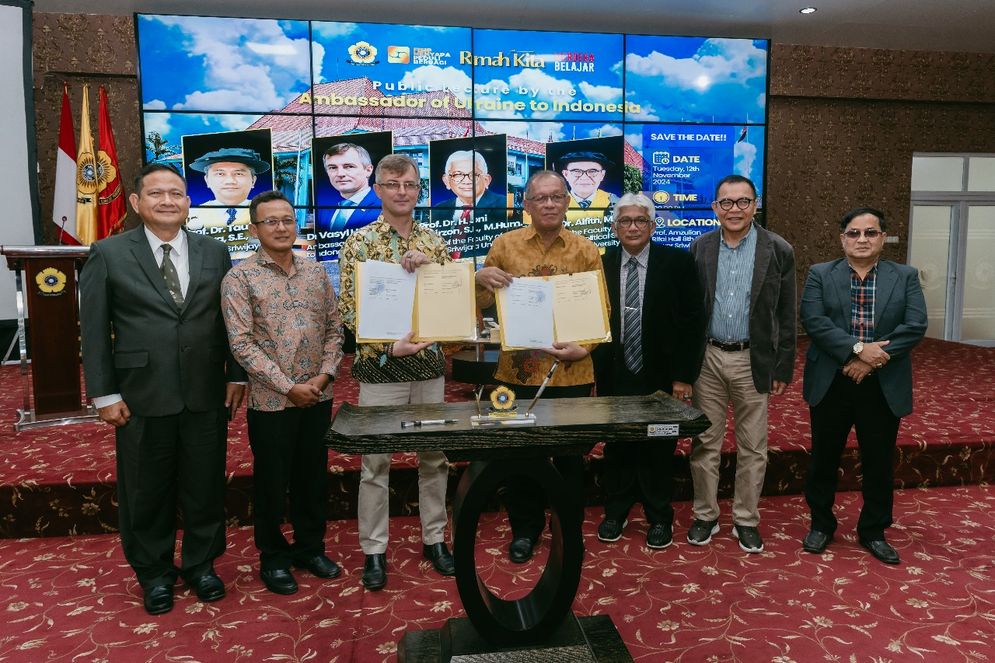 Duta Besar Ukraina Berbagi Pengalaman Diplomasi di Universitas Sriwijaya