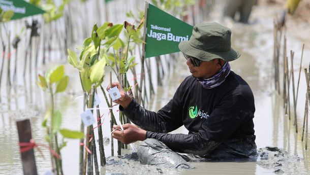 Telkomsel Jaga Bumi Perkuat Implementasi ESG