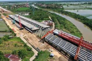 proyek-tol-tanggul-laut-semarang-demak-digenjot-ini-potretnya-5_169.jpeg