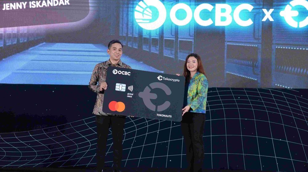 Yudhono Rawis, CEO Tokocrypto dan Chinni Yanti Tjhin, Retail Proposition Division Head OCBC.jpg