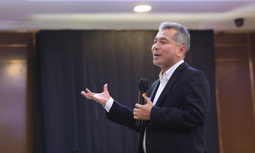 Direktur Utama BRI Raih Penghargaan The Best CEO atas Transformasi Hijau Berkelanjutan