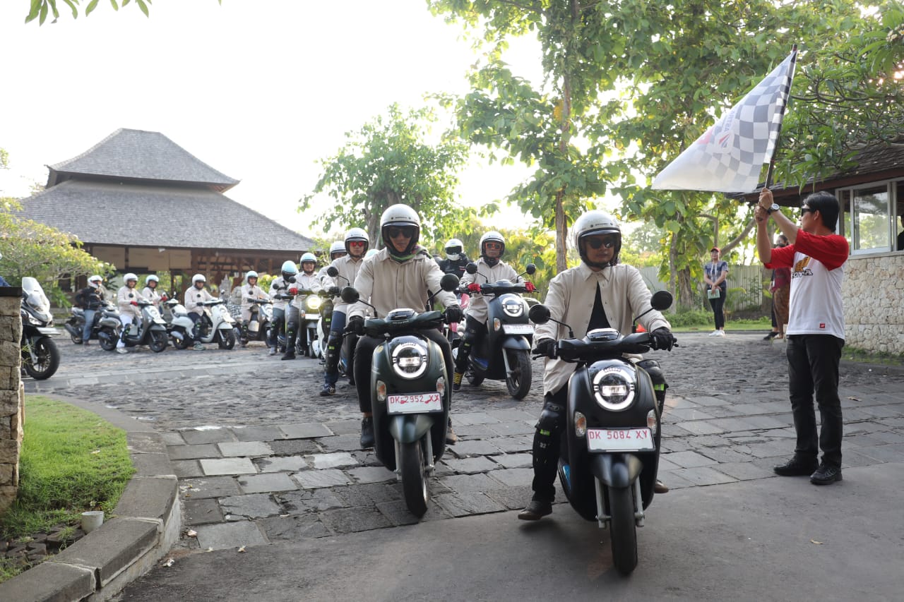 New Experience with New Honda Scoopy, Sensasi Gaya Berkendara Unik dan Fashionable   