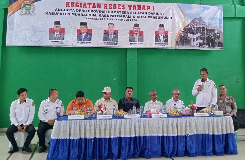 Anggota DPRD Provinsi Sumatera Selatan yang berasal dari daerah pemilihan Sumsel VI Kabupaten Muaraenim, Kota Prabumulih dan Kabupaten Pali, Rabu (04/12/2024) melaksanakan reses tahap I tahun 2024 di tiga titik strategis di Kota Prabumulih Barat untuk menampung aspirasi masyarakat di sejumlah desa dan kecamatan di daerah tersebut.