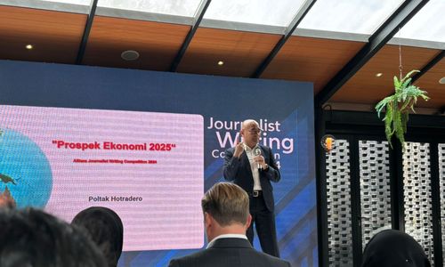 Poltak Hotradero, Business Development Advisor Bursa Efek Indonesia dalam diskusi “Economy Outlook 2025: How Insurance & Media Industry Navigate the Uncertainty” di Jakarta, Rabu, 11 Desember 2024.