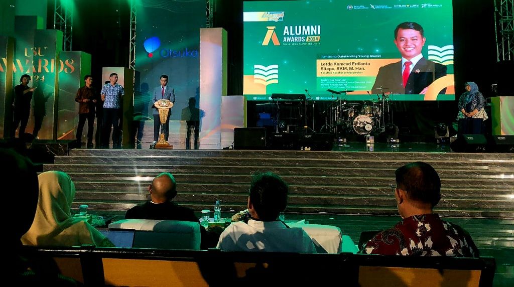 Erdianta Sitepu menerima Outstanding Young Alumni Awards 2024