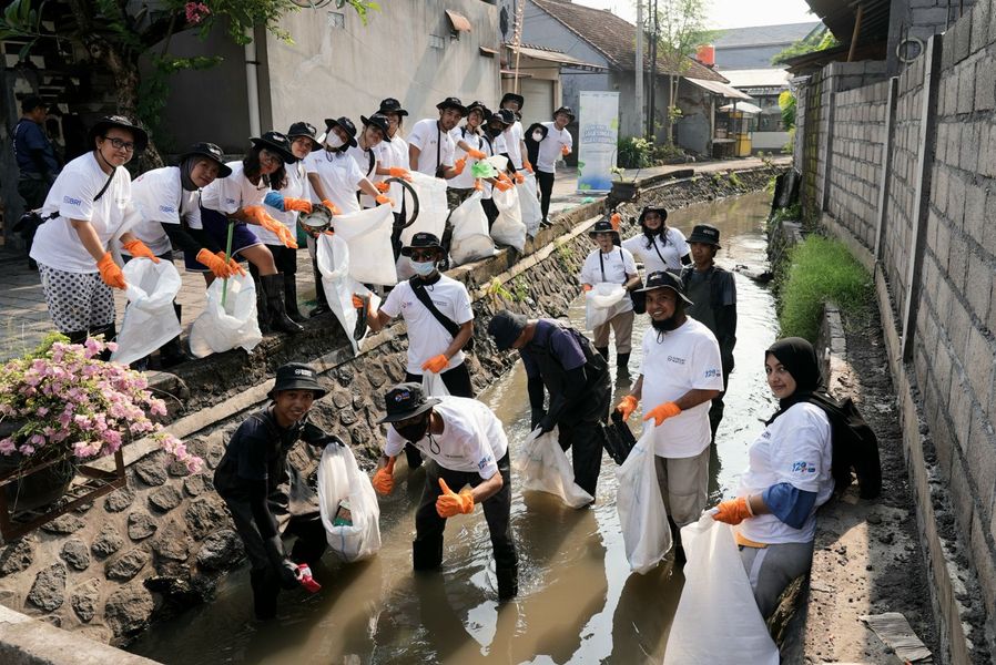 Rayakan Hari Jadi ke-129, BRI Ajak Masyarakat Jaga Kebersihan Sungai