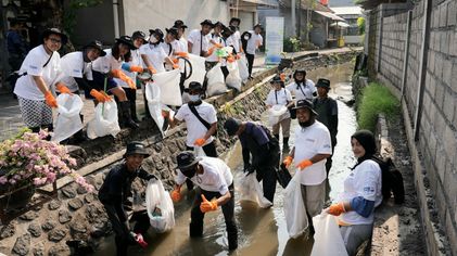 Rayakan Hari Jadi ke-129, BRI Ajak Masyarakat Jaga Kebersihan Sungai