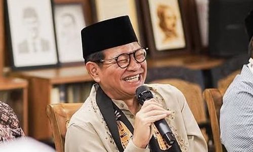 Alhamdulillah.. Mengawali pagi dengan khidmat. Saya dan Bang Doel @si.rano dapat kesempatan sarapan dan silaturahmi bersama dengan para ulama dan habib di kediaman Mas @aniesbaswedan.Matur nuwun untuk nasi uduk .jpg