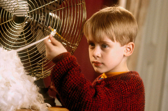 Film Natal, Home Alone.