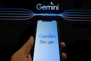 Google Gemini AI.