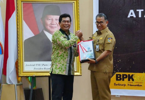 BPK Perwakilan Kaltim Serahkan LHP Kinerja dan Kepatuhan Semester II Tahun 2024