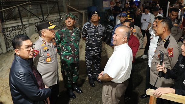 Pj. Sekdaprov Bersama Kapolda Lampung Pantau Malam Natal di Bandar Lampung