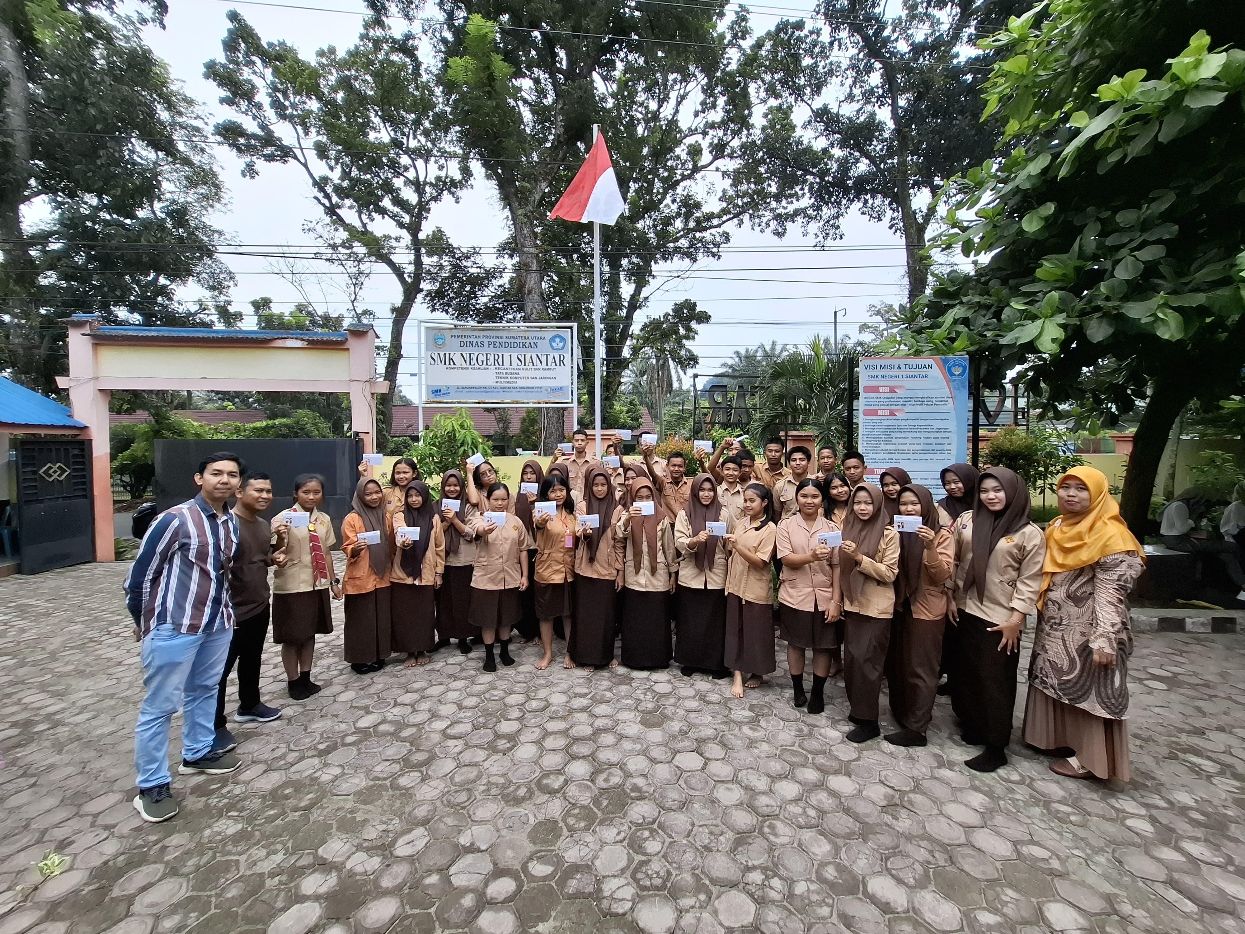 Bank Mandiri Tingkatkan Literasi Keuangan dengan Edukasi Perbankan untuk 93.000 Pelajar di Indonesia