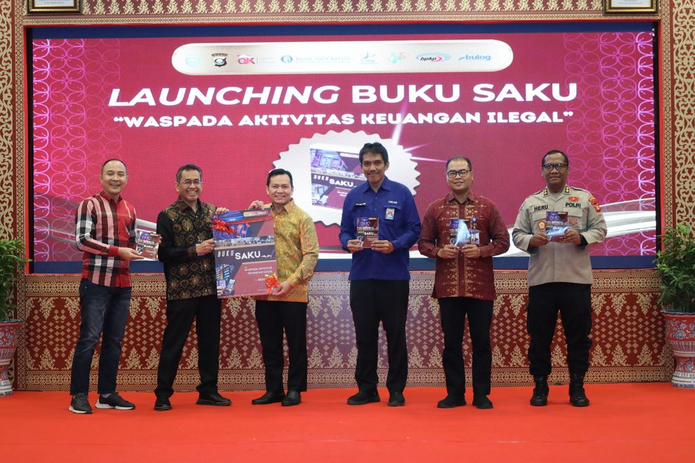 OJK Gandeng Pemprov Sumsel Luncurkan Buku Saku Waspada Aktivitas Keuangan Ilegal