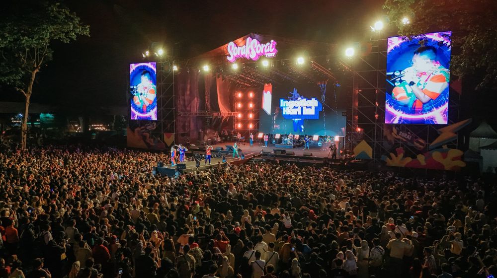 Pengunjung TMII saat Libur Nataru.