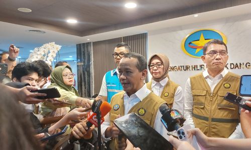 Menteri Energi dan Sumber Daya Mineral (ESDM) Bahlil Lahadalia dalam Penutupan Posko Nataru 2024/2025 di BPH Migas pada Selasa, 7 Januari 2025