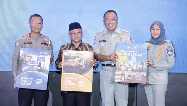 Mendikdasmen : Inisiatif Jasa Raharja dan Korlantas Polri hadirkan Kurikulum Pendidikan Lalu Lintas untuk Pelajar Langkah Bangun Generasi Indonesia Emas 2045