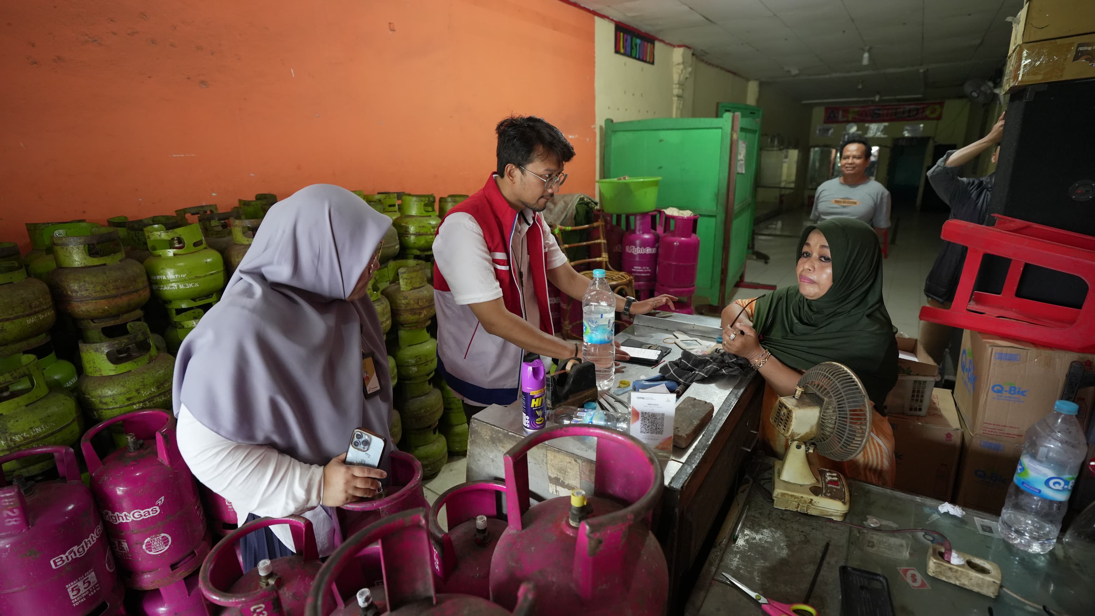 Sidak ke Pangkalan LPG, Pertamina Tegaskan Tidak Ada Toleransi Pelanggaran HET