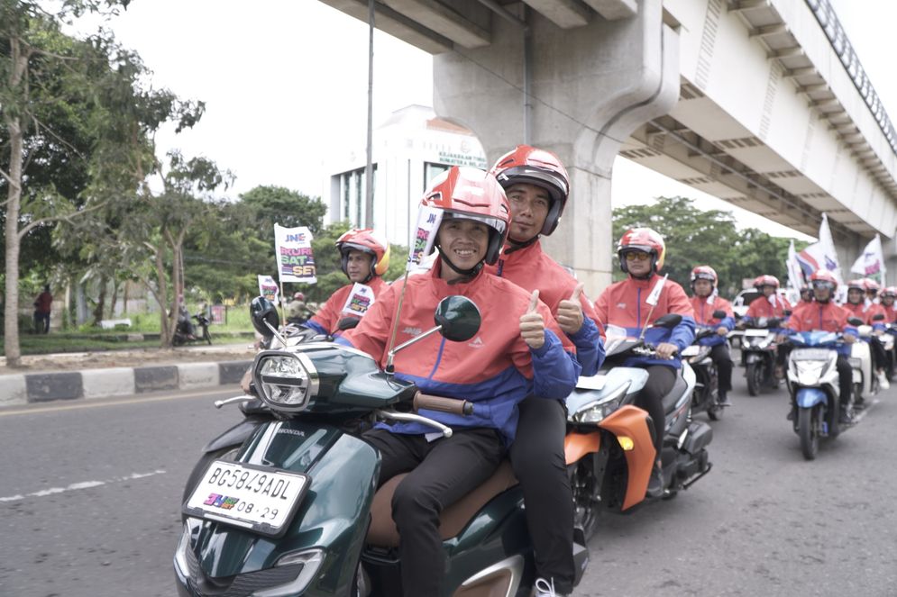 Performa Baru! KurirSATSETJNE Siap Mengantarkan Kebahagiaan 