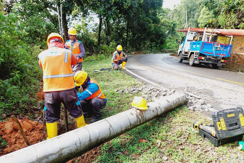 PLN Imbau Warga Waspada Bahaya Kelistrikan Saat Cuaca Ekstrem