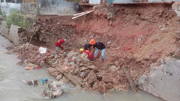 Pasca Banjir, Pemkot Bandar Lampung Percepat Perbaikan Talud Jebol