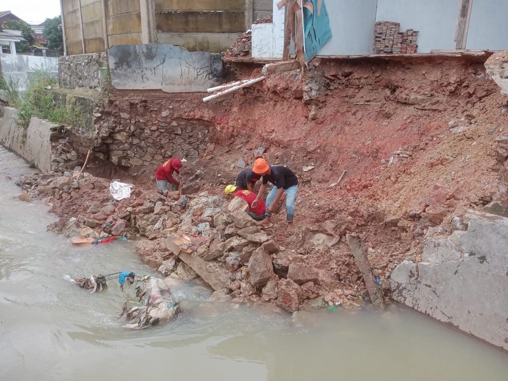 Pasca Banjir, Pemkot Bandar Lampung Percepat Perbaikan Talud Jebol