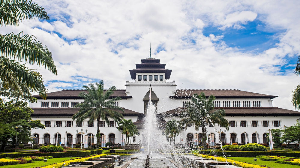 Gedung-Sate.jpg