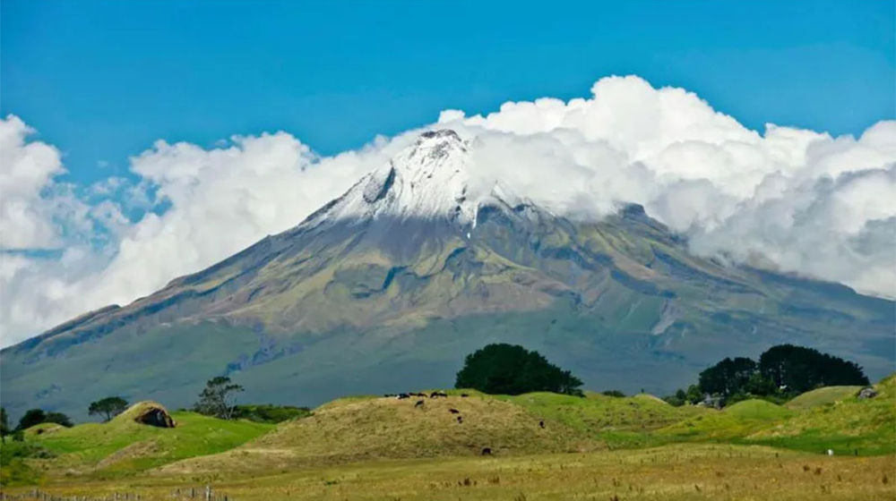 Gunung Taranaki.jpg