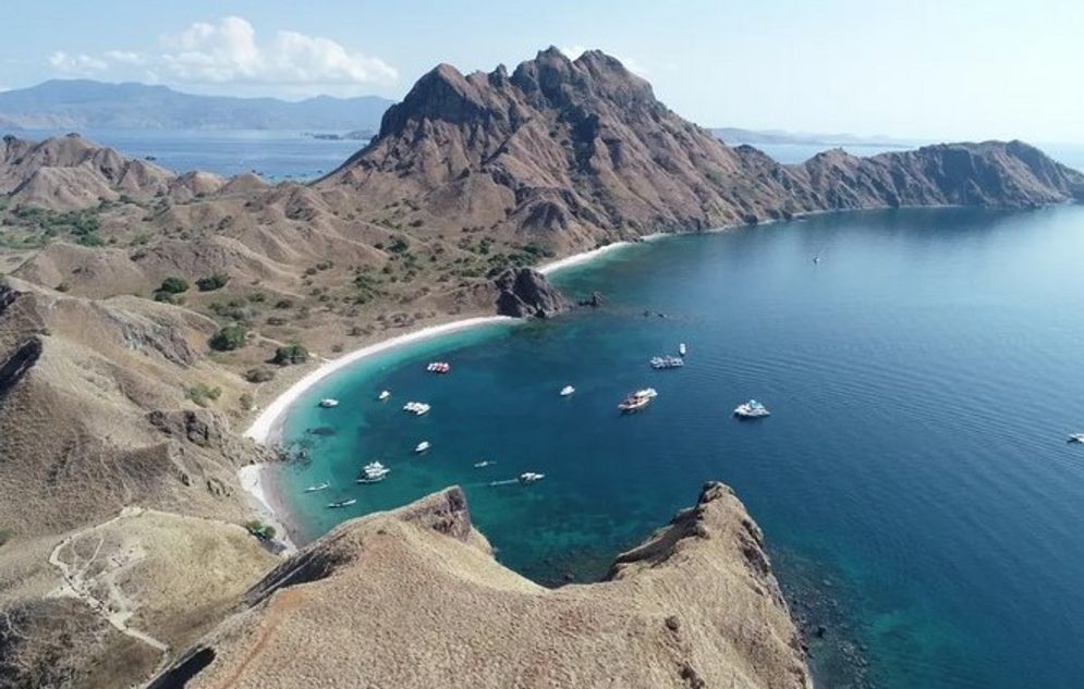 pulau padar.jpg