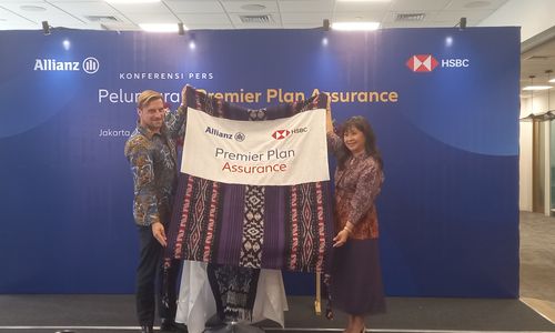 PT Asuransi Allianz Life Indonesia ("Allianz Life") dan PT Bank HSBC Indonesia ("HSBC Indonesia") memperkuat kemitraan strategis dalam menghadirkan solusi asuransi bagi nasabah Premier HSBC. Dengan tujuan untuk membantu nasabah mencapai perencanaan keuangan pribadi dan keluarga melalui produk perlindungan yang berkelanjutan, Allianz Life dan HSBC meluncurkan produk Premier Plan Assurance.
