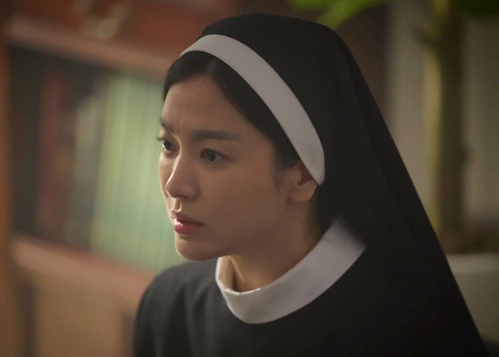 7 Rekomendasi Film dan Series Terbaik Dibintangi Song Hye Kyo, Tak Hanya Dark Nuns!