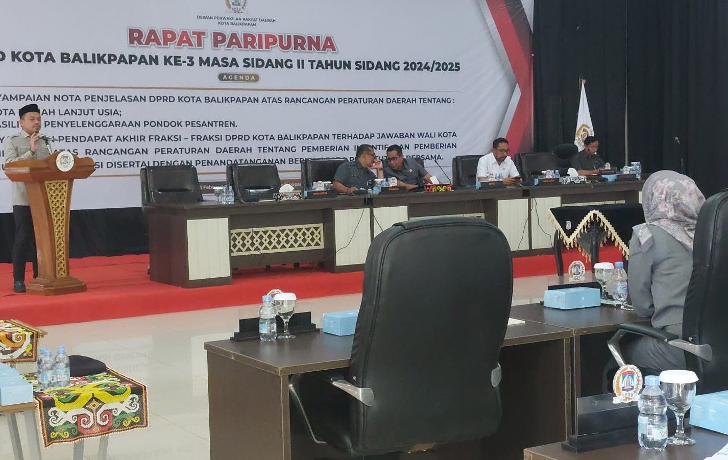 DPRD Balikpapan bahas Bahas Raperda Ramah Lansia, Antisipasi Penuaan Penduduk 2045, pada Selasa 11 Februari 2025