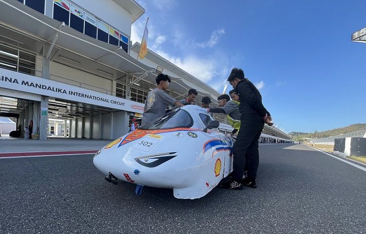 Mobil ‘Anak Lanang’ UNY Kembali Berpartisipasi di Shell Eco-Marathon