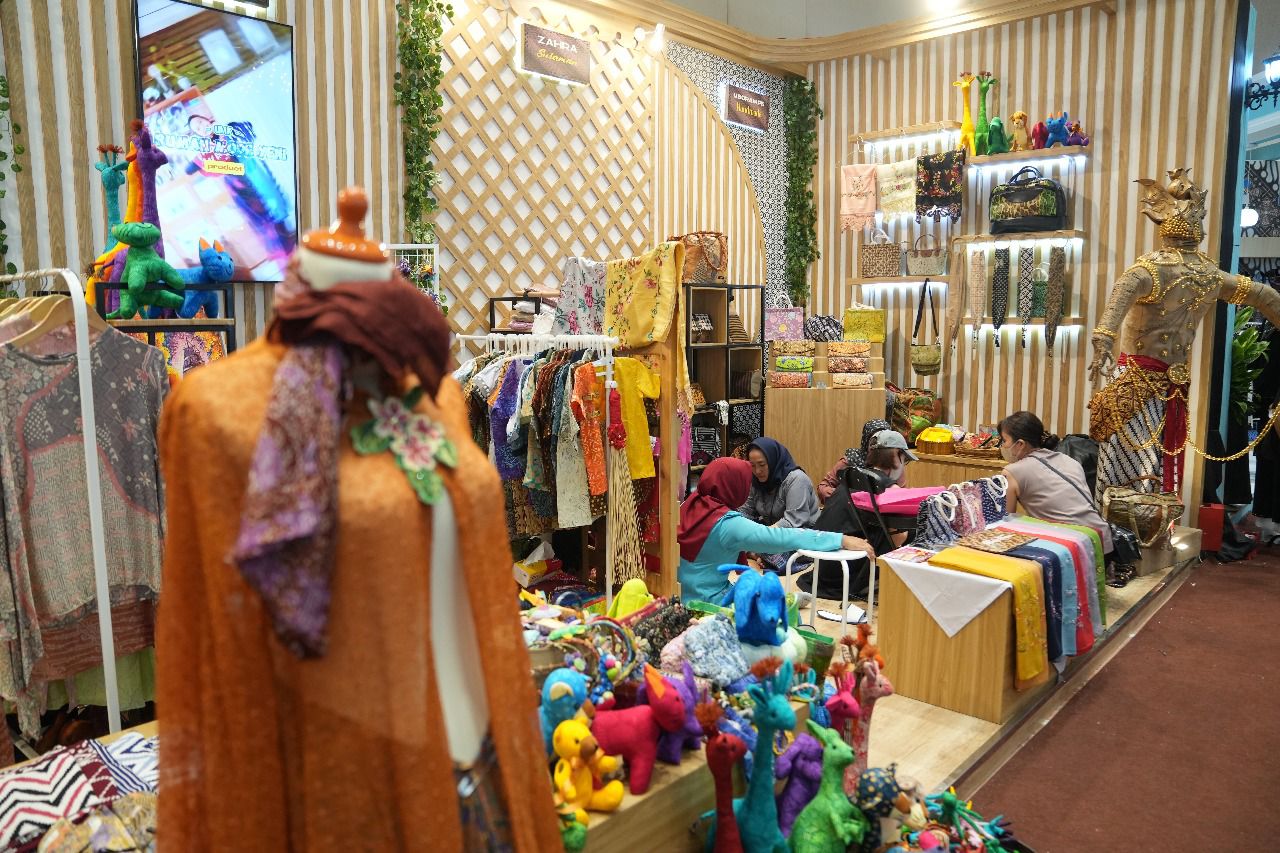 PGN Dukung Perajin Sulaman Tradisional Ekspansi Pasar di Inacraft 2025